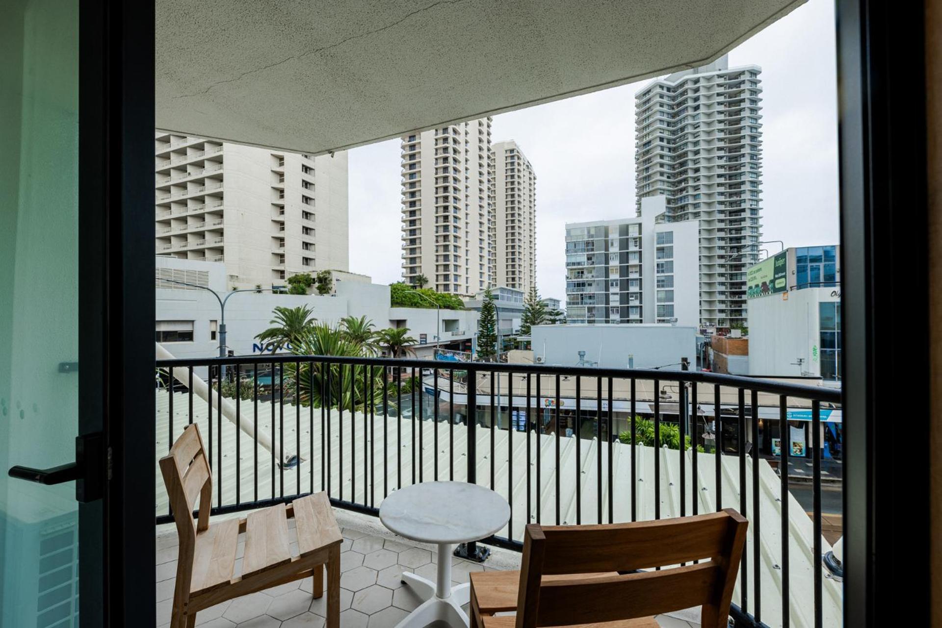 Bunk Surfers Paradise International Backpacker Hostel (Adults Only) Gold Coast Dış mekan fotoğraf