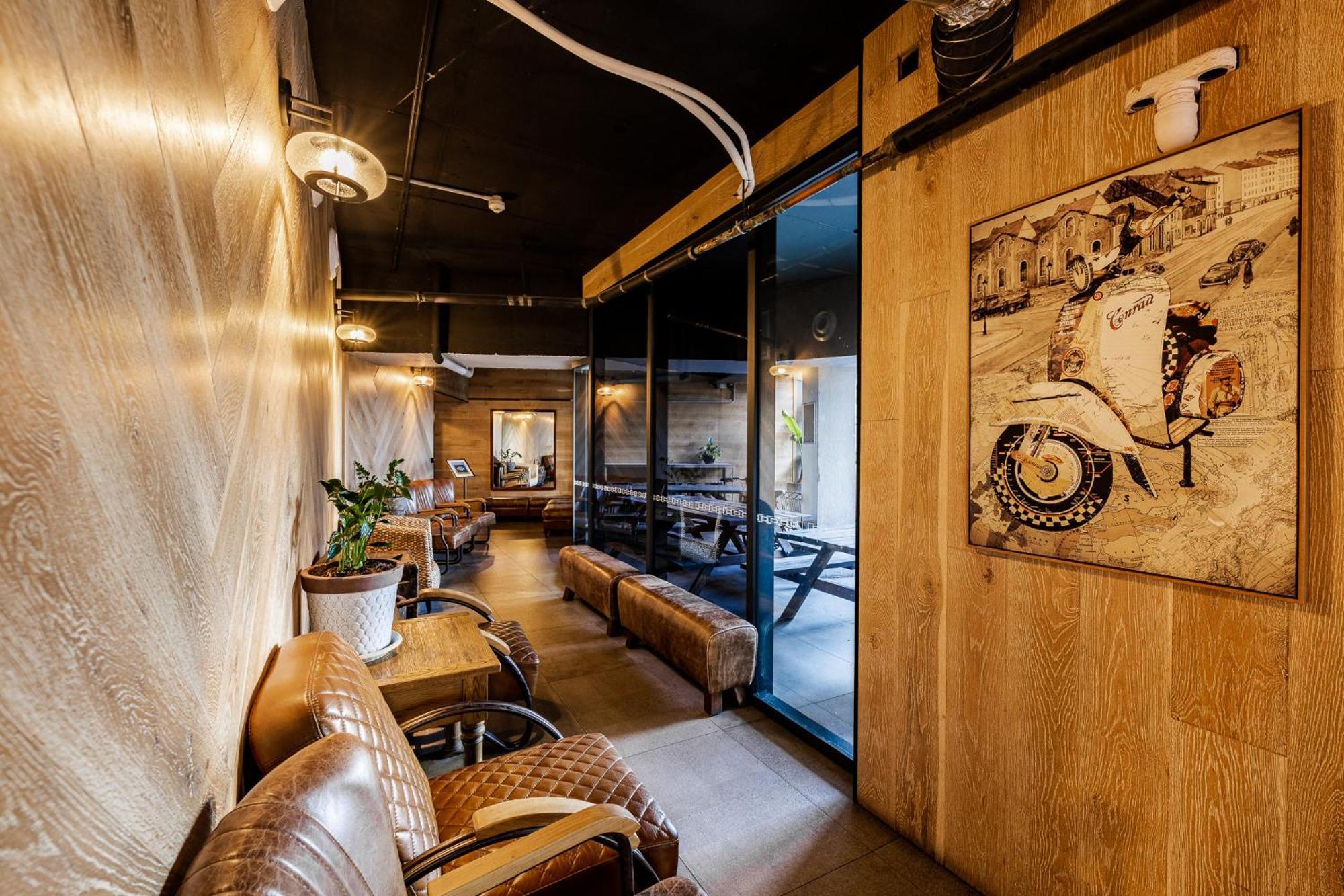 Bunk Surfers Paradise International Backpacker Hostel (Adults Only) Gold Coast Dış mekan fotoğraf